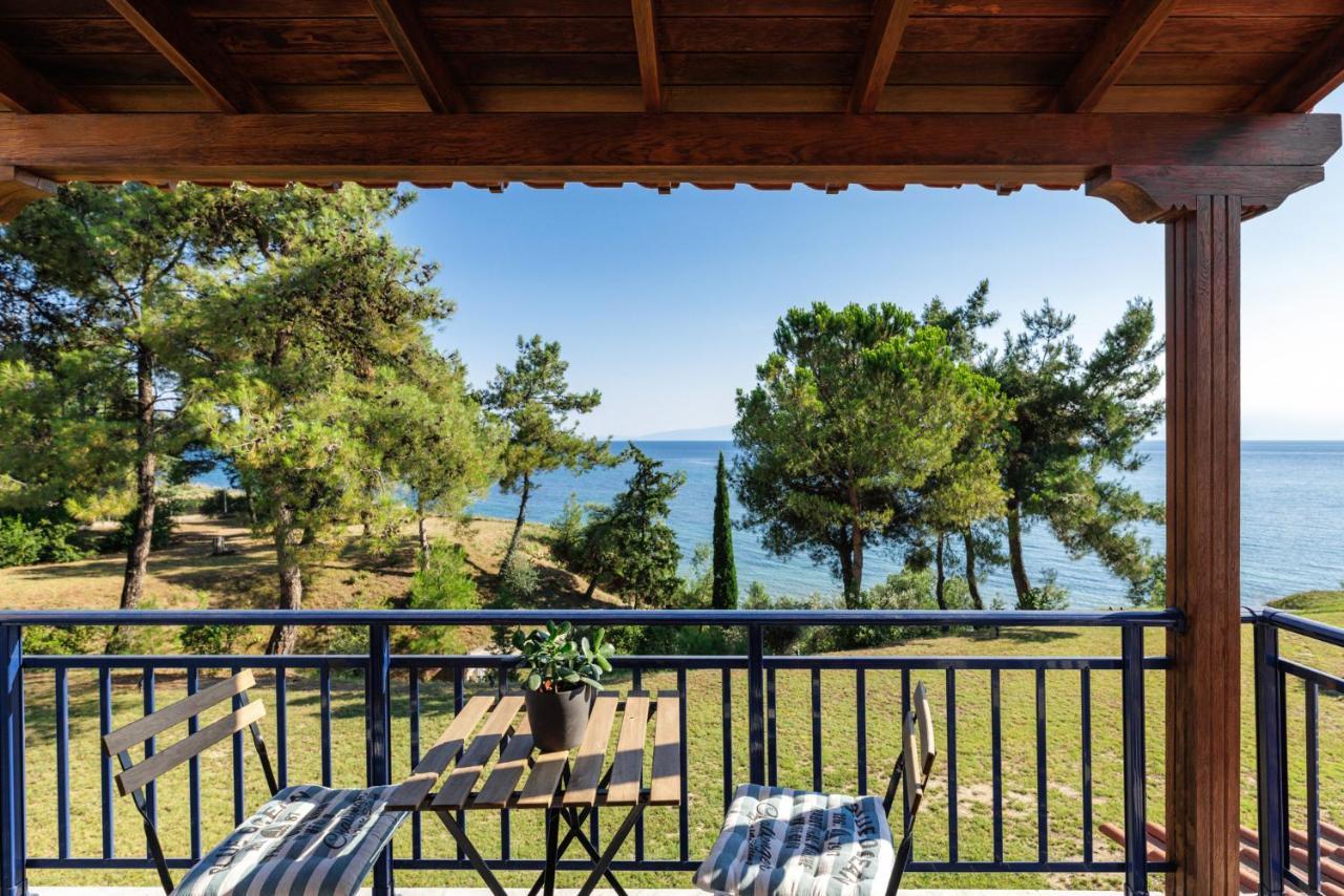 Luna Villa Private Beach Nea Iraklia Dış mekan fotoğraf