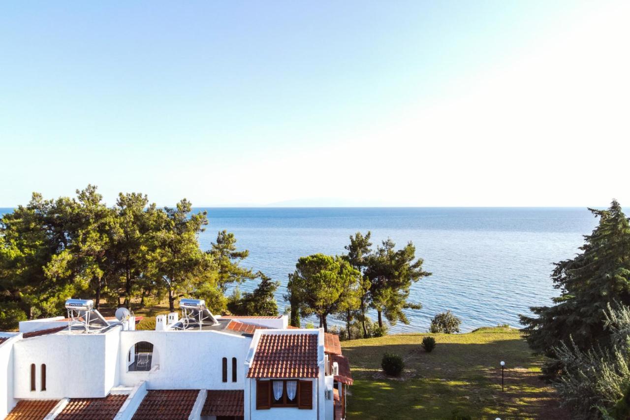 Luna Villa Private Beach Nea Iraklia Dış mekan fotoğraf