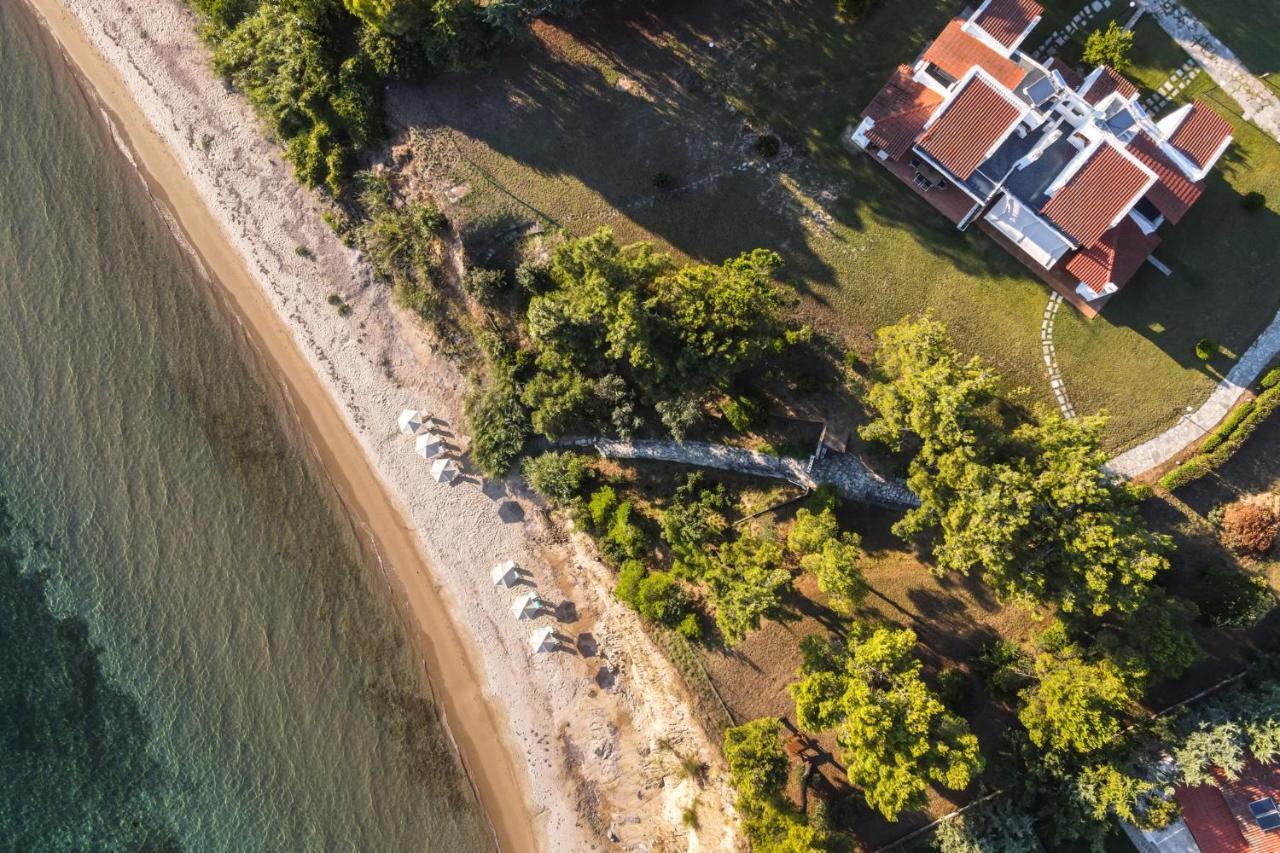 Luna Villa Private Beach Nea Iraklia Dış mekan fotoğraf